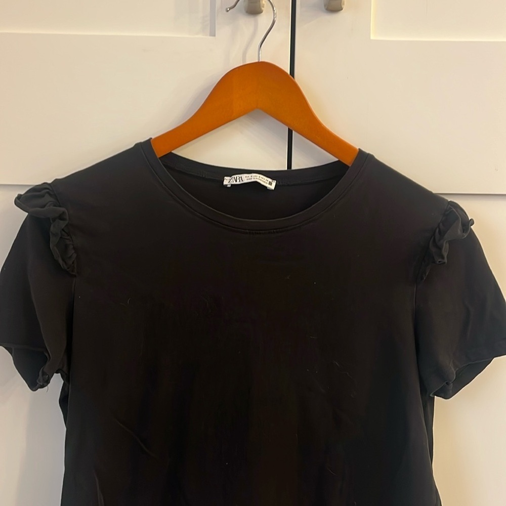 Zara Black Ruffle-Sleeve Casual Top - Picture 2 of 4
